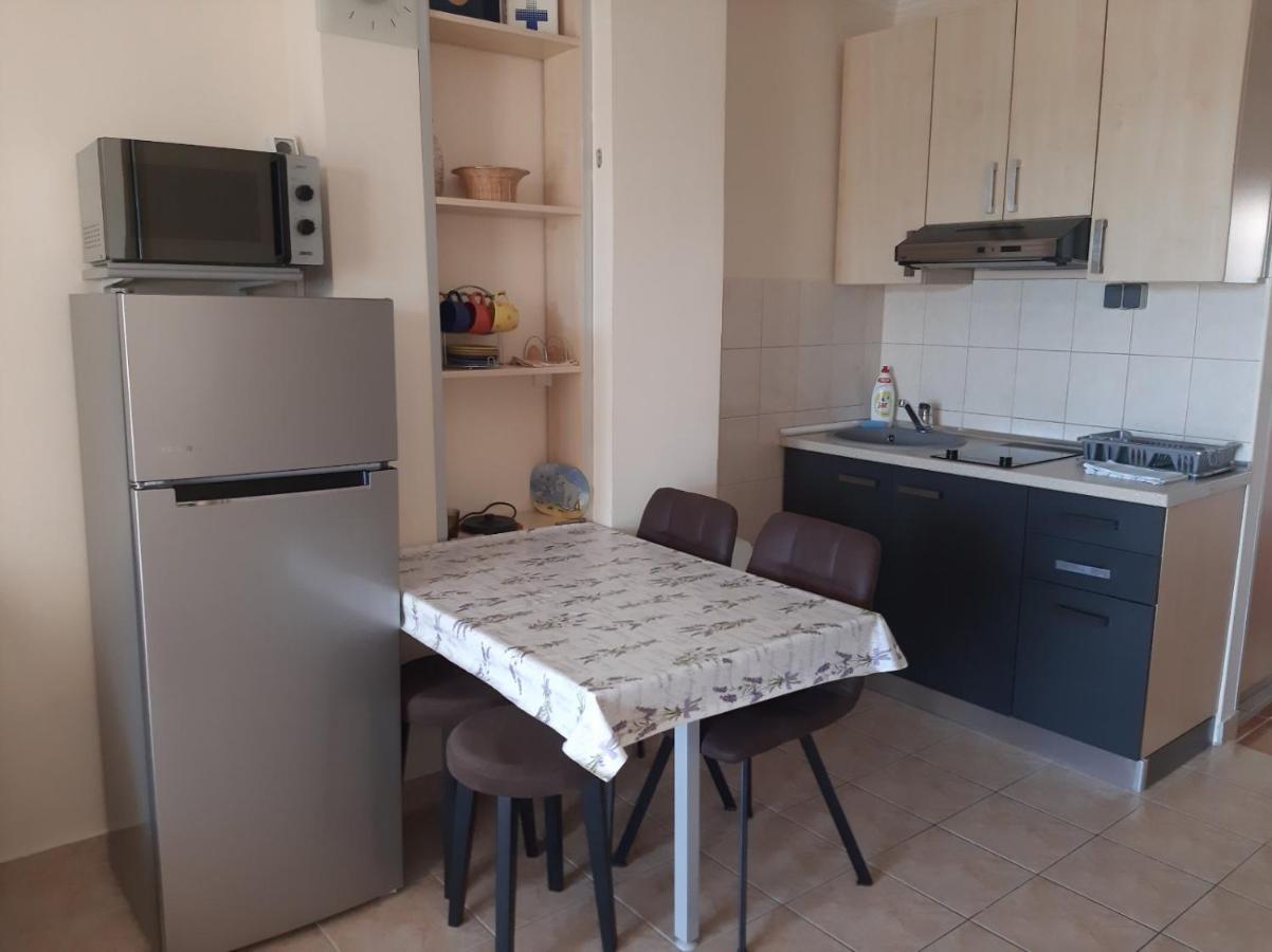 Apartments Pehar Zaostrog Eksteriør bilde
